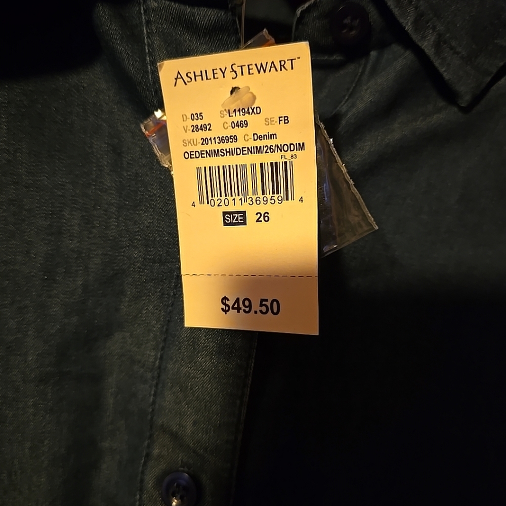 Women plus size Demin high low top.